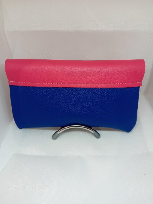 Pochette en cuir bleu
